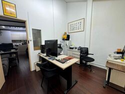 Teck Heng Long Industrial Building (D8), Shop House #517645341